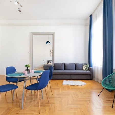 Sz9 Szent Istvan Apartment Budapest Exteriör bild